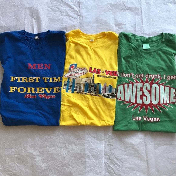 🐥4/$30🐥New: 3 Las Vegas graphic T-shirt bundle - Picture 1 of 9